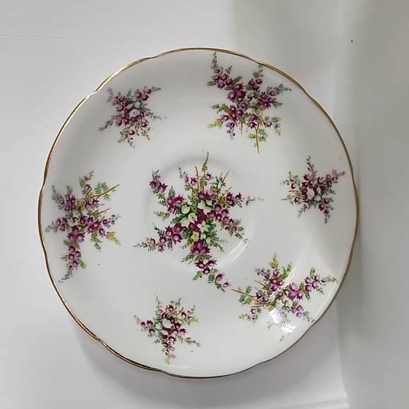 Vintage Hammersley Purple Heather Bone China Teacup and Saucer Set - Picture 2 of 6